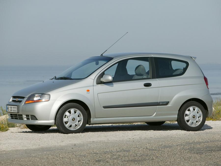  Chevrolet Kalos 3-Door 2003 года  (фото 7 из 21)